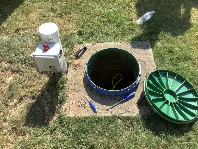 Septic pump system and alarm in Metro Atlanta, GA — SepticRooter™ emergency service